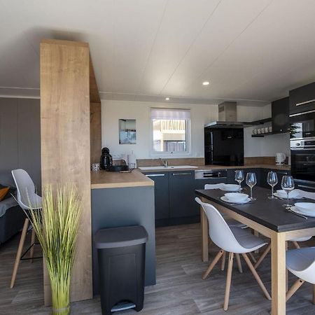 Chalet Pour 6 Dans Un Domaine Avec Piscine Brétignolles-sur-Mer المظهر الخارجي الصورة